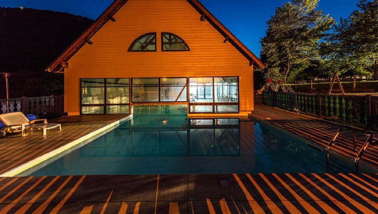Residence Les Trois Vallees - Arreau Kültér fotó